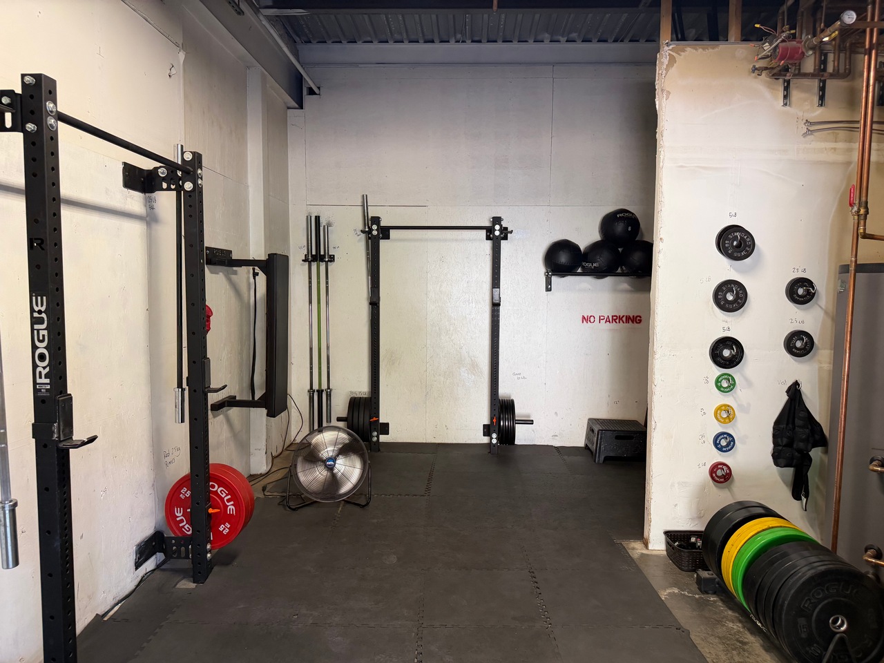 NoParking entry way